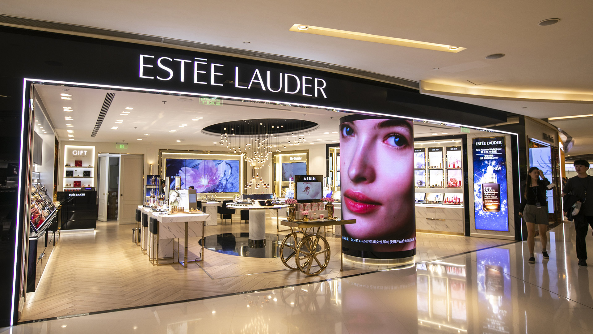 EsteeLauder雅詩蘭黛店面設計/